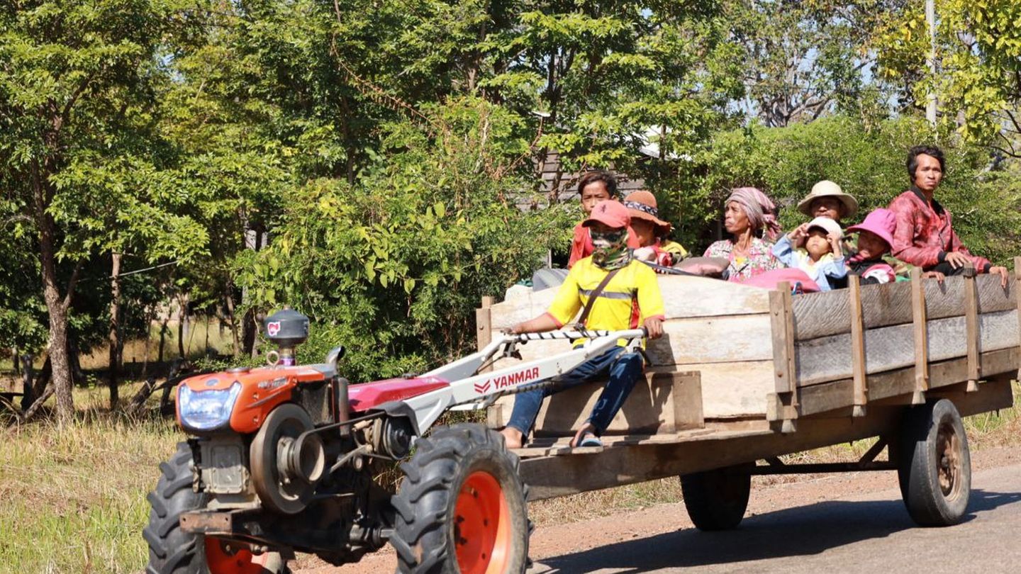 Vor der neuerlichen Gewalteskalation fliehen die Anwohner im Grenzgebiet von Thailand und Kambodscha. Foto: Uncredited/AGENCE KA