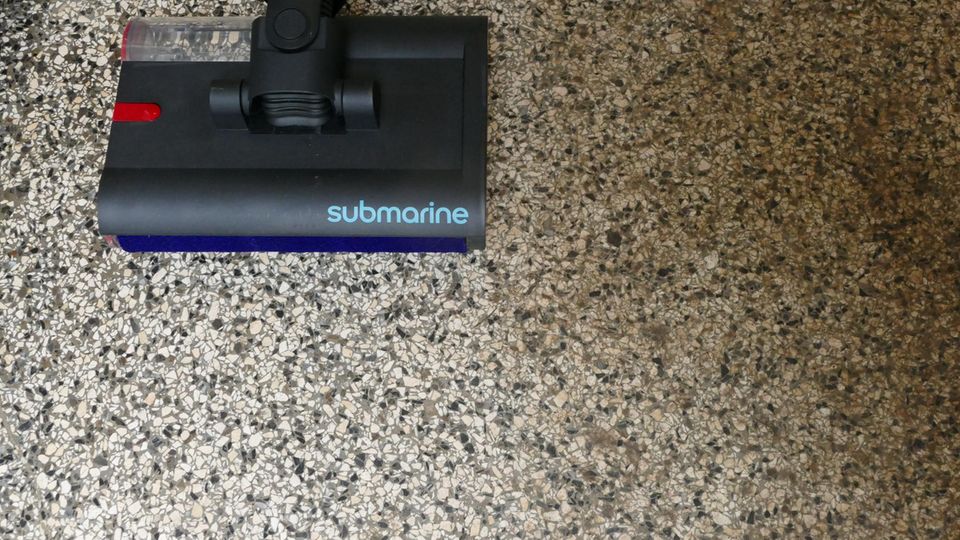 Nass-Trocken-Sauger-Test: Dyson V16 Piston Animal Submarine Bodenreinigung