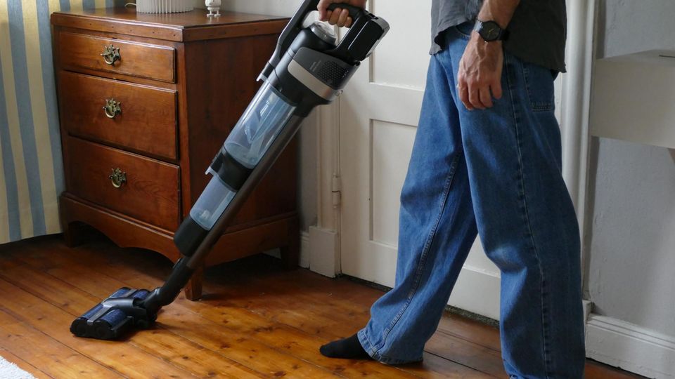 Nass-Trocken-Sauger-Test: Philips AquaTrio 9000