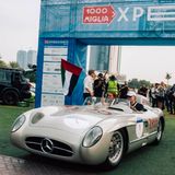 Automodell 300 SLR