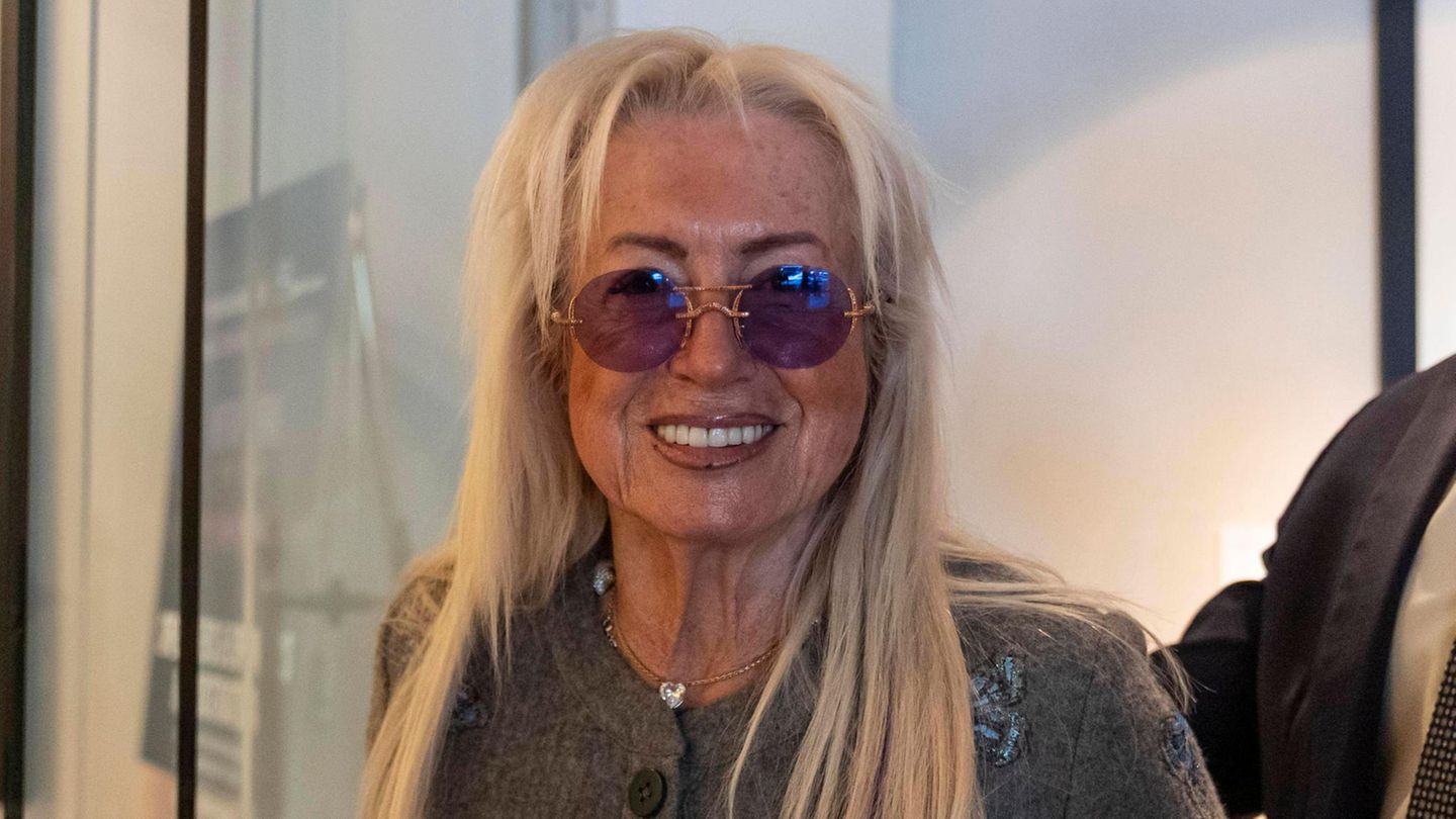 Miriam Adelson