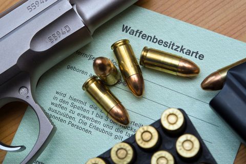 Mehr Brandenburger haben Waffen im Privatbesitz. (Symbolbild) Foto: Patrick Pleul/dpa-Zentralbild/dpa