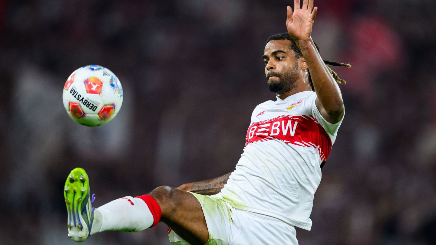 VfB-Verteidiger Lorenz Assignon sah am Samstag die Rote Karte. (Archivbild) Foto: Tom Weller/dpa