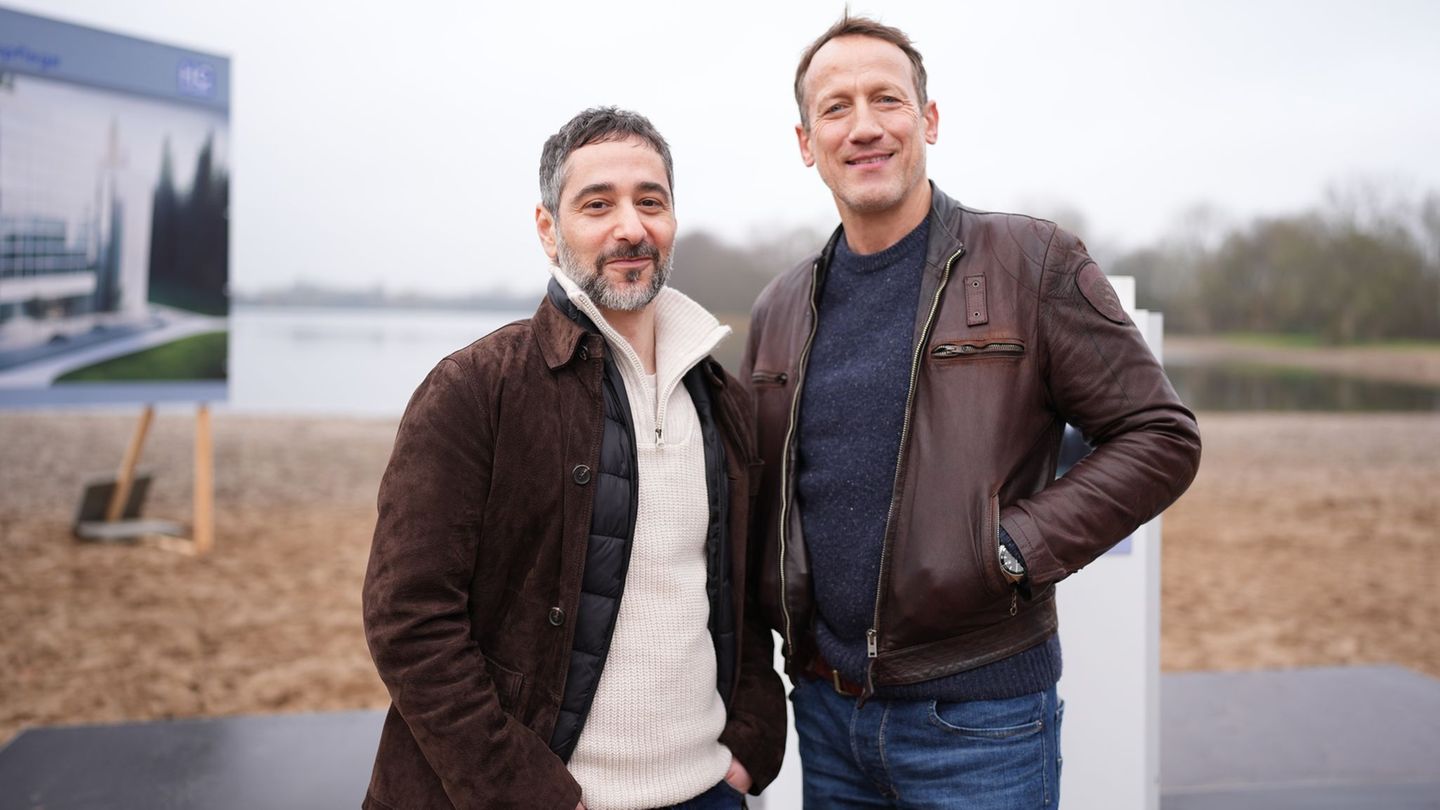 Die "Tatort"-Doppelfolge ist der erste Fall für das neue Ermittler-Duo um Bundespolizist Thorsten Falke (Wotan Wilke Möhring, r.