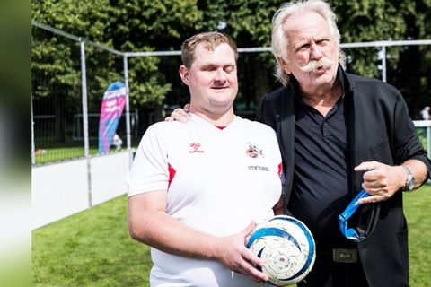 Henning Krautmacher unterstützt den 1. FC Köln und seine Stiftung für mehr Inklusion im Sport.