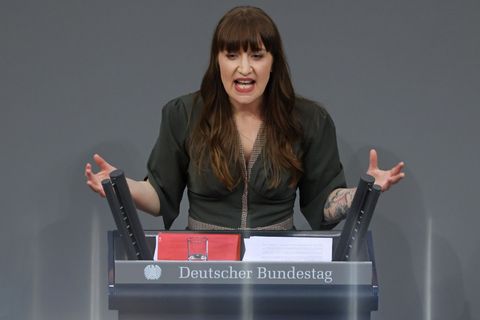 Die chronische Migräne belastet Heidi Reichinnek im Alltag massiv.