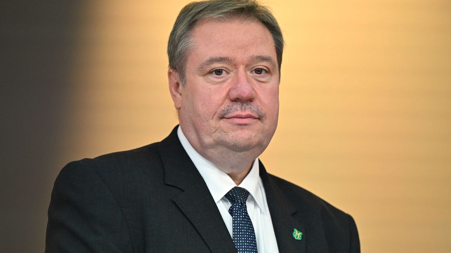 Noch keine Entwarnung bei der Finanzsituation der Kommunen sieht Steffen Kania, Bürgermeister von Saalfeld und Präsident des Thü