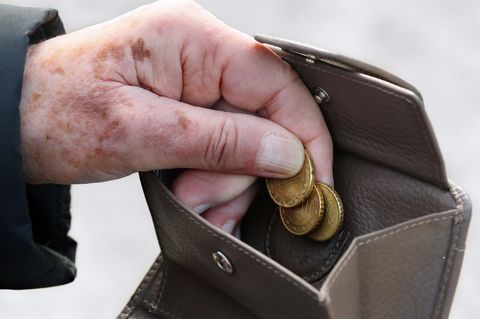 Verband: 430.000 Menschen in Thüringen von Armut betroffen. (Symbolbild) Foto: Stephanie Pilick/dpa