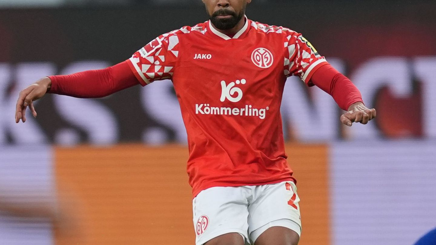 Phillipp Mwene fällt bei Mainz länger aus. Foto: Marcus Brandt/dpa