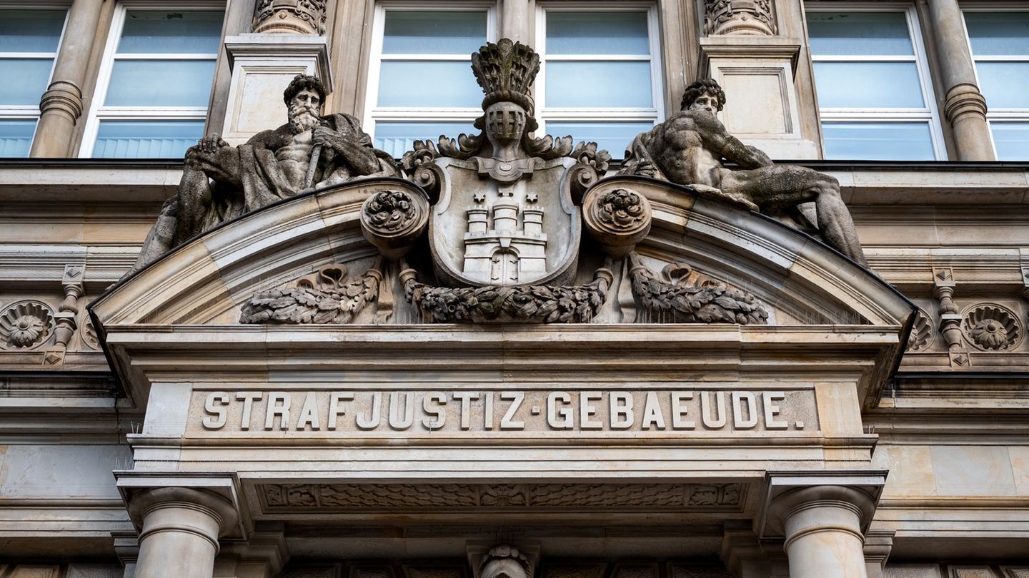 Weil er im Streit in einer Kleingartenanlage einen Bekannten mit einem Messer tödlich verletzt hatte, muss ein 42-jähriger Deuts