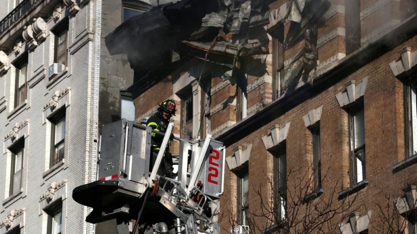 Brand in Wohngebäude in Manhattan