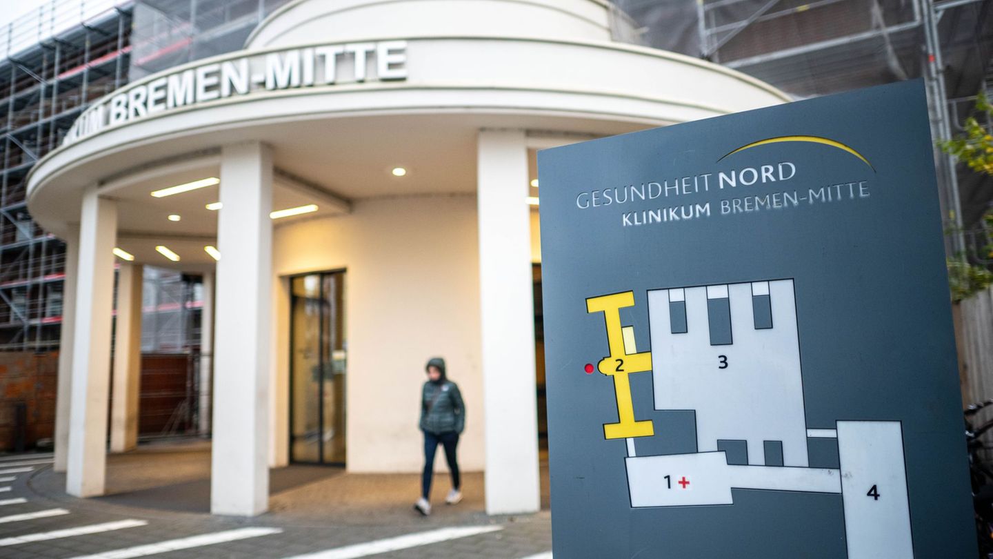 Zahlreiche Patientinnen wurden im Bremer Klinikum falsch behandelt. (Archivbild) Foto: Sina Schuldt/dpa