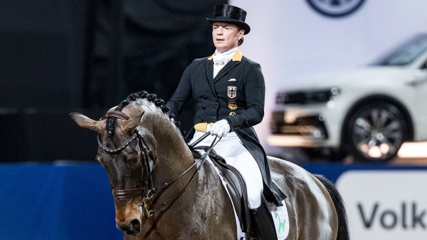 Isabell Werth musste sich von einem wichtigen Pferd verabschieden.