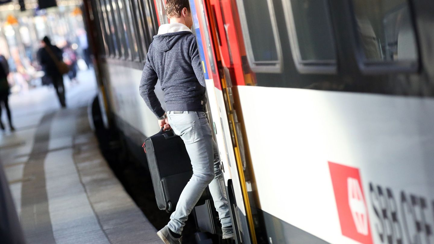 Aus dem Nachtzug von Basel nach Malmö wird doch nichts. (Symbolbild) Foto: Bodo Marks/dpa