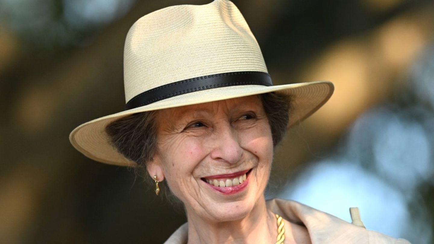 Prinzessin Anne begeistert die Royal-Fans.