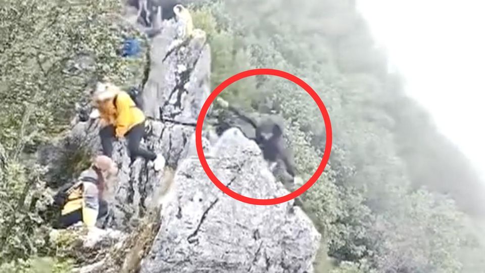 Wanderer stürzt von 40 Meter hohen Klippe