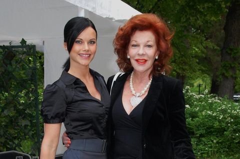 Prinzessin Sofia, damals noch Sofia Hellqvist, 2010 mit Barbro Ehnbom