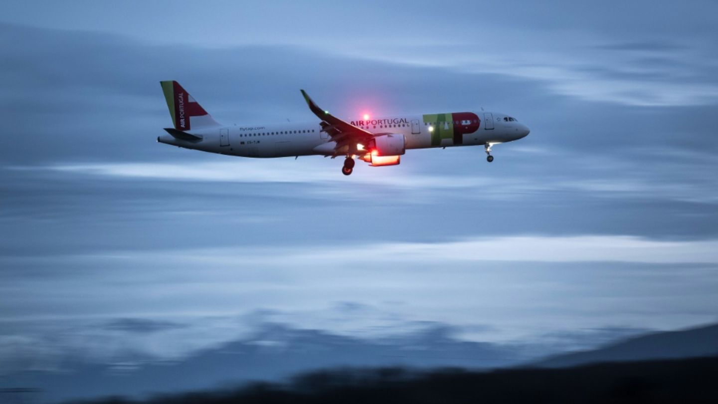 TAP-Maschine im Landeanflug