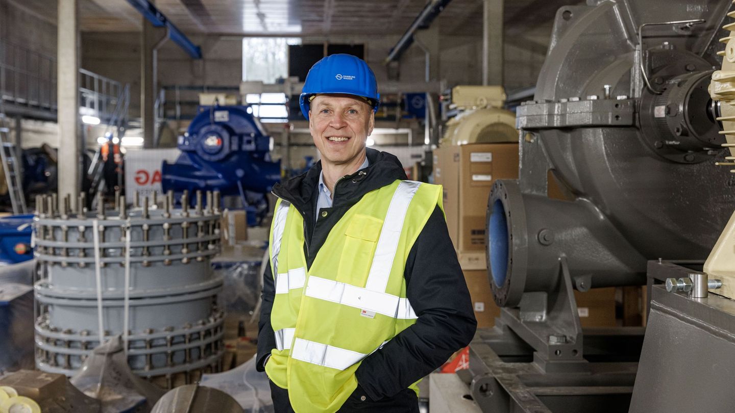 Ein großer neuer Wasserbehälter soll helfen, den Bedarf in der Zukunft zu decken. Foto: Markus Scholz/dpa
