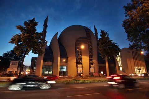 Moschee in Köln. Im "Beraterkreis Islamismus" fehlen Vertreter der Religionsgemeinschaften, meint unser Gastautor
