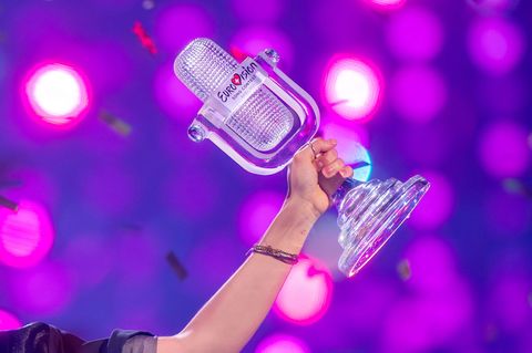 Die ESC-Trophäe. Foto: Jens Büttner/dpa