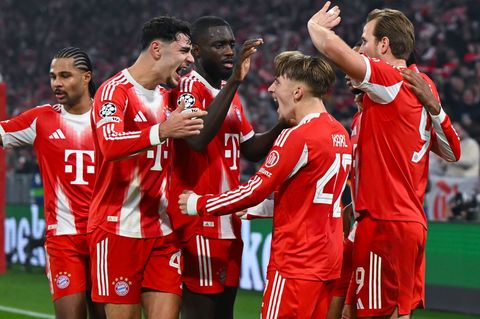 Der FC Bayern jubelt weiter über Tore von Lennart Karl (m). Foto: Sven Hoppe/dpa