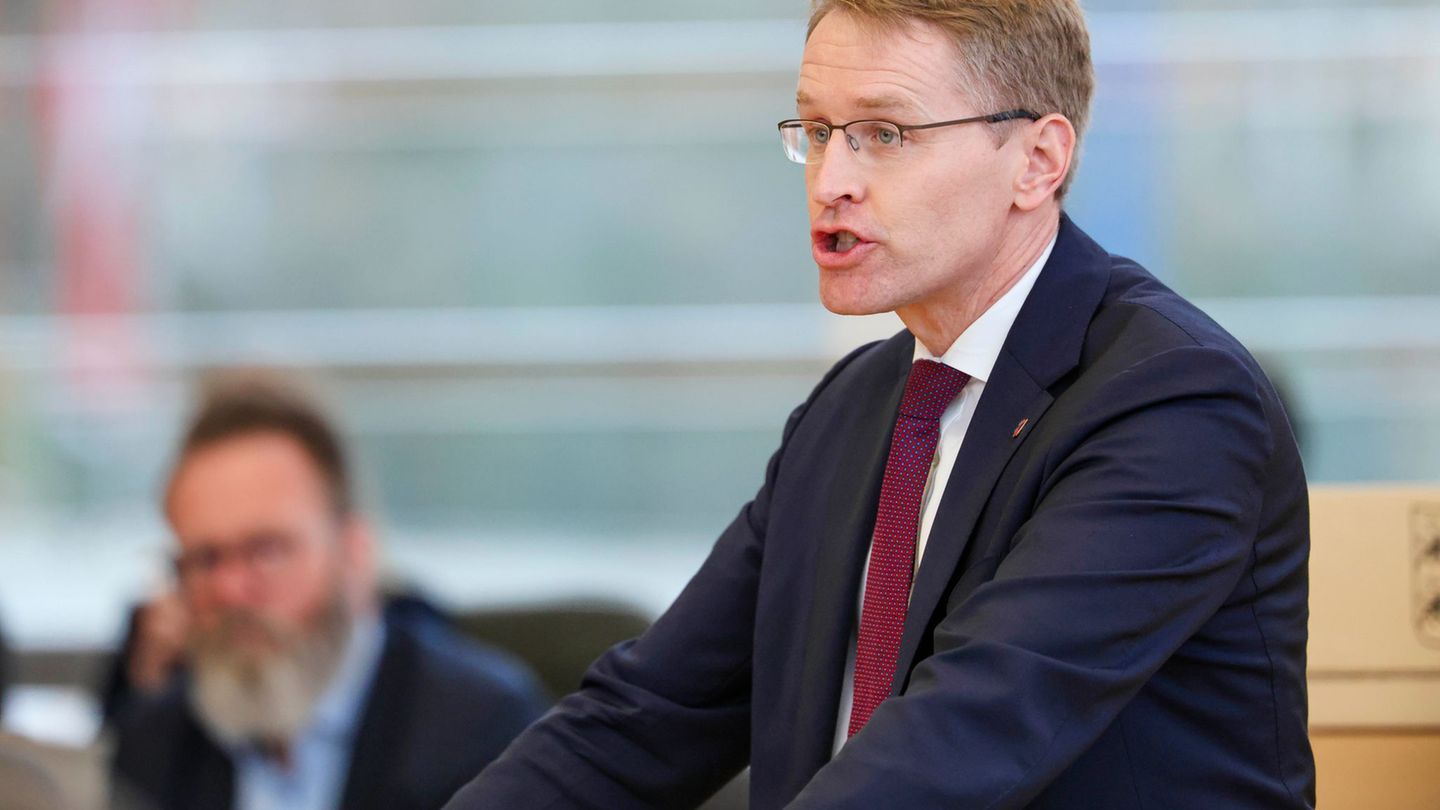 Ministerpräsident Daniel Günther (CDU) will verstärkt in die Sicherheit investieren. Foto: Frank Molter/dpa