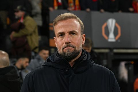 Sebastian Hoeneß will im Spiel gegen Maccabi trotz der Sicherheitsbedenken den Sport in den Fokus stellen. (Archivbild) Foto: Fe