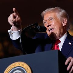 "Wir haben gerade einen Tanker vor der Küste Venezuelas beschlagnahmt", sagte Trump am Mittwoch (Archivbild)