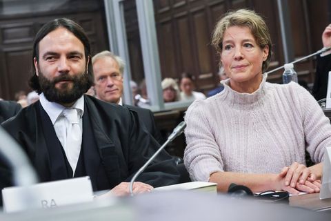 Christina Block mit ihrem Verteidiger Ingo Bott