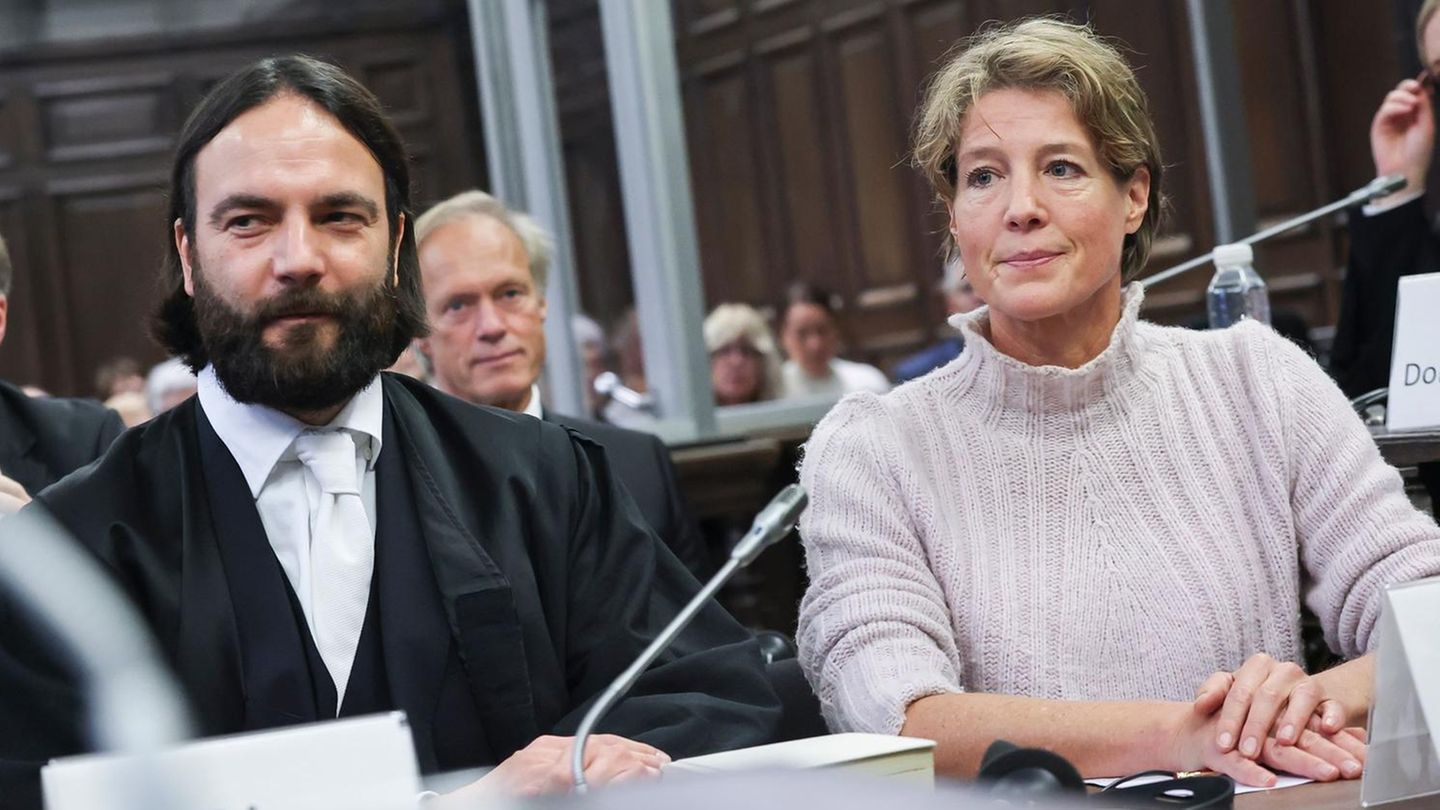 Christina Block mit ihrem Verteidiger Ingo Bott