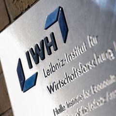 Öffentliche Ausgaben und steigende Realeinkommen könnten Deutschland eine leichte Konjunkturbelebung bringen. (Archivbild) Foto: