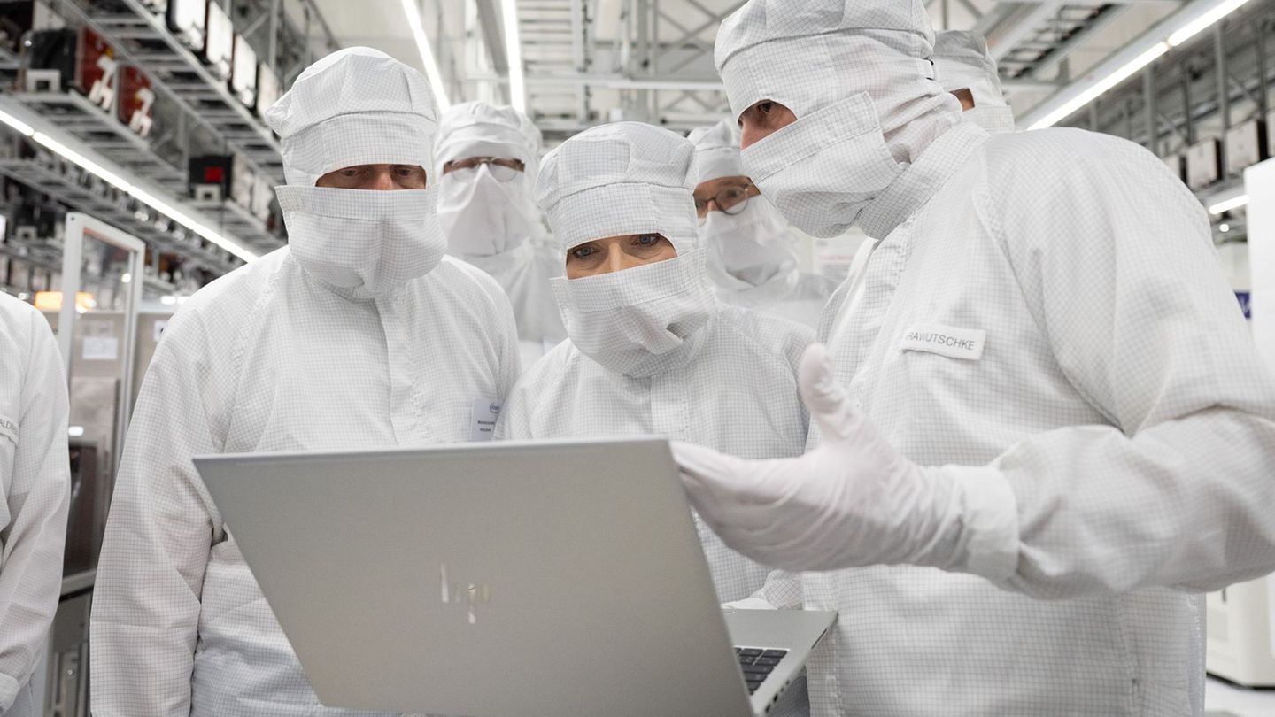 Mikrochips sind für zahlreiche Wirtschaftszweige unverzichtbar. (Symbolbild) Foto: Sebastian Kahnert/dpa