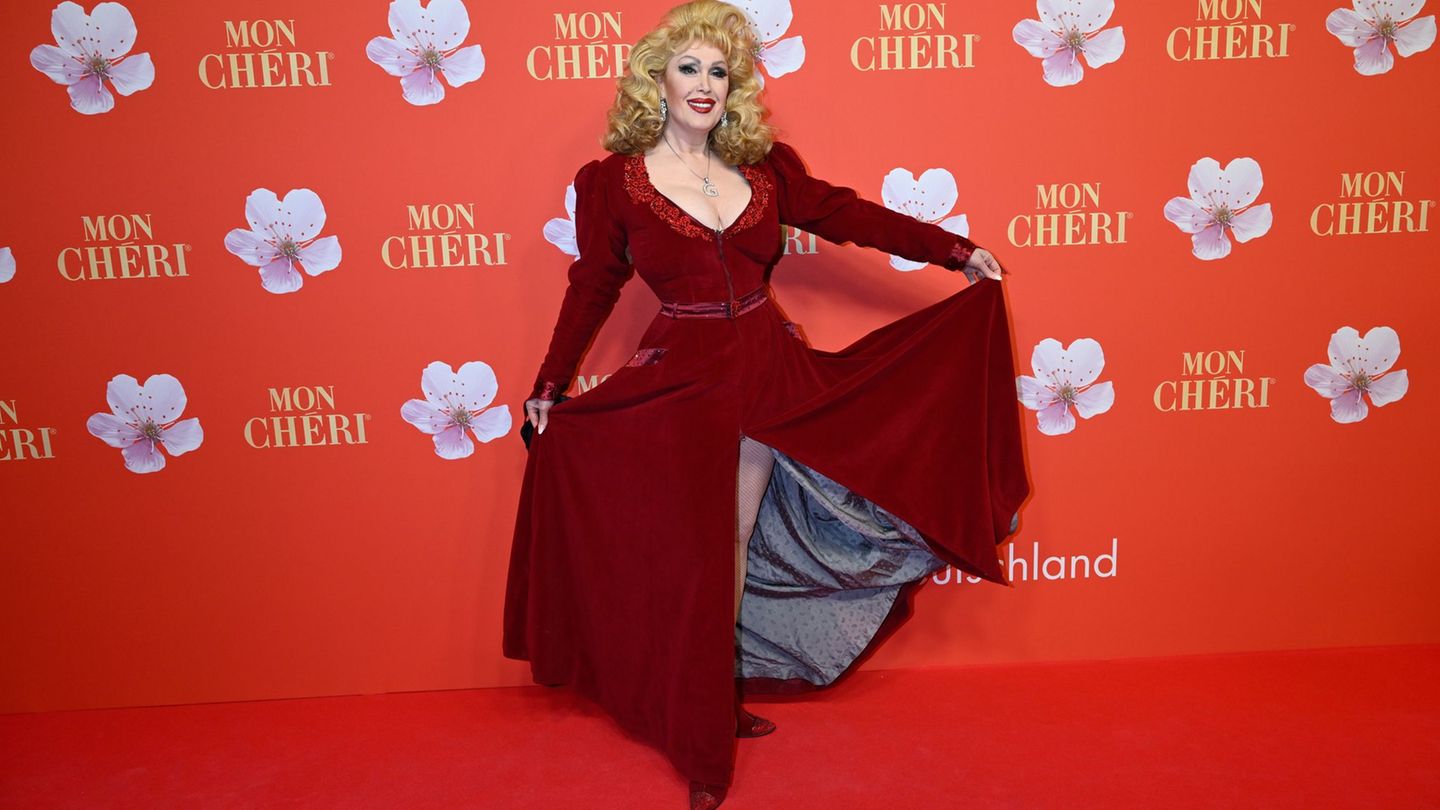 Gloria Gray schenkt dem Museum rund 90 Erinnerungsstücke. (Archivbild) Foto: Felix Hörhager/dpa