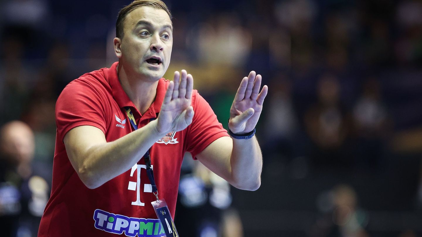 Momir Ilic ist nicht mehr Trainer bei der HSG Wetzlar. (Archivbild) Foto: Ronny Hartmann/dpa