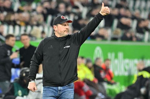 Union-Trainer Baumgart setzt wieder auf gute Nachrichten. (Archivbild) Foto: Swen Pförtner/dpa