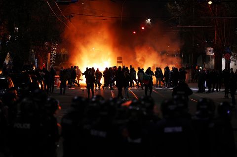 Eskalation bei einer Kundgebung gegen geplante Sparmaßnahmen in Bulgariens Haushaltsentwurf