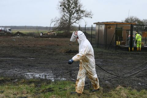 Verschmutztes Erdreich nach Havarie in Brandenburg