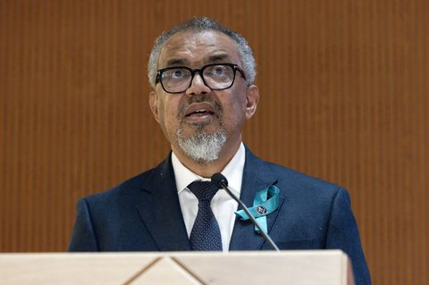WHO-Chef Tedros: "Impfstoffe verursachen keinen Autismus." Foto: Magali Girardin/KEYSTONE/dpa