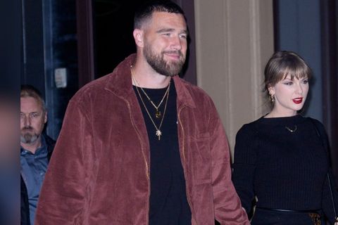 Taylor Swift und Travis Kelce sind seit August 2025 verlobt.