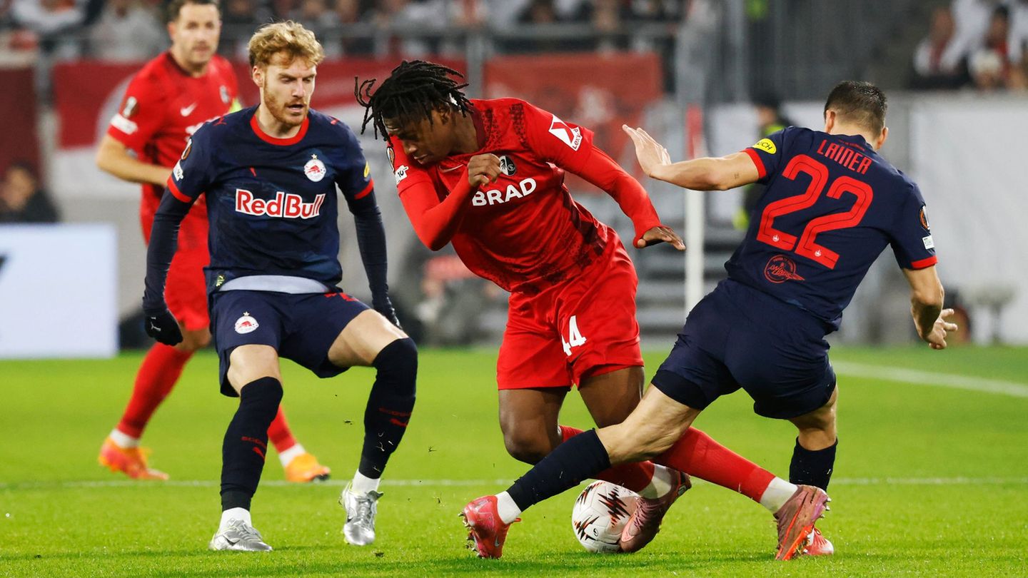 Freiburger Aktivposten: Mittelfeld-Juwel Johan Manzambi (M.). Foto: Philipp von Ditfurth/dpa