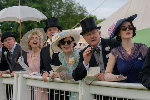 Die Crawleys genießen in "Downton Abbey: Das große Finale" weiterhin die Vorzüge ihres Upperclass-Lebens, blicken aber auch in eine ungewisse Zukunft.