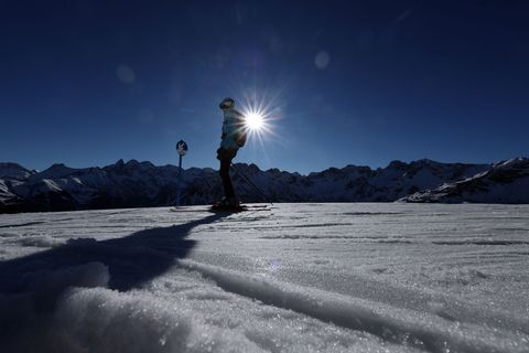 In den Alpen soll sich am Wochenende auch die Sonne blicken lassen. (Archivbild) Foto: Karl-Josef Hildenbrand/dpa