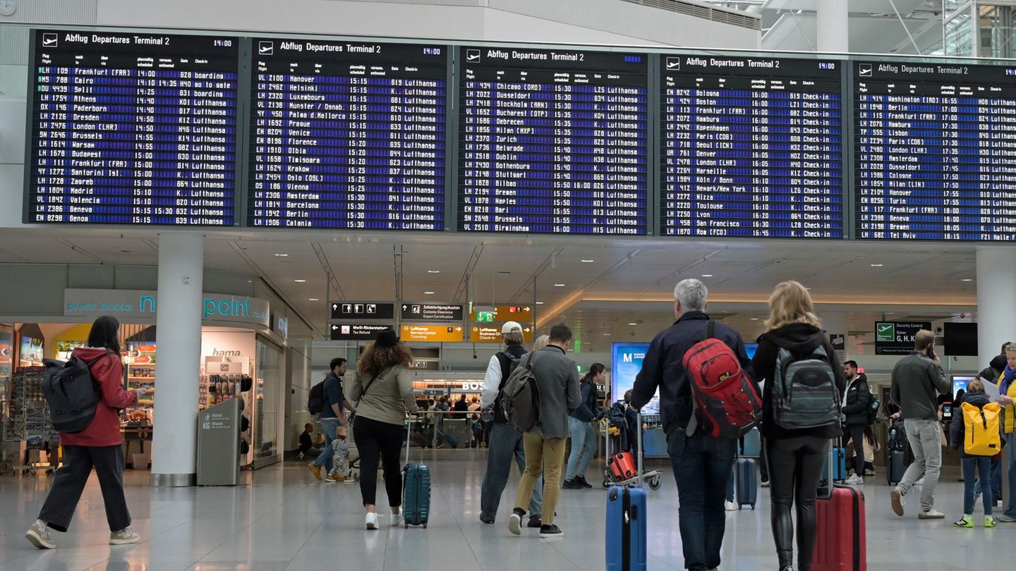 Der Münchner Flughafen hat seine Probleme der vergangenen Jahre überwunen und gewinnt eine bekannte Auszeichnung. (Archiv) Foto:
