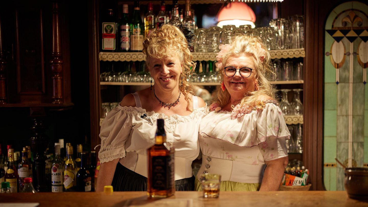 Im Saloon in der Westernstadt "Old Texas Town" wird nicht mehr gefeiert. (Archivbild) Foto: Jörg Carstensen/dpa