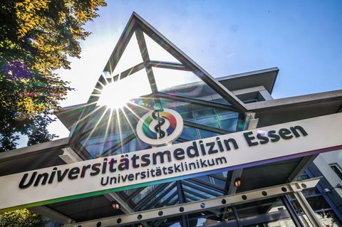 Bei den Ermittlungen gegen einen ehemaligen Krankenpfleger der Uni-Klinik Essen wurden mutmaßliche Opfer identifiziert. (Symbolf