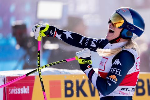 Erleichterung pur: Lindsey Vonn bejubelt ihren insgesamt 83. Weltcup-Sieg. Foto: Claudio Thoma/KEYSTONE/dpa