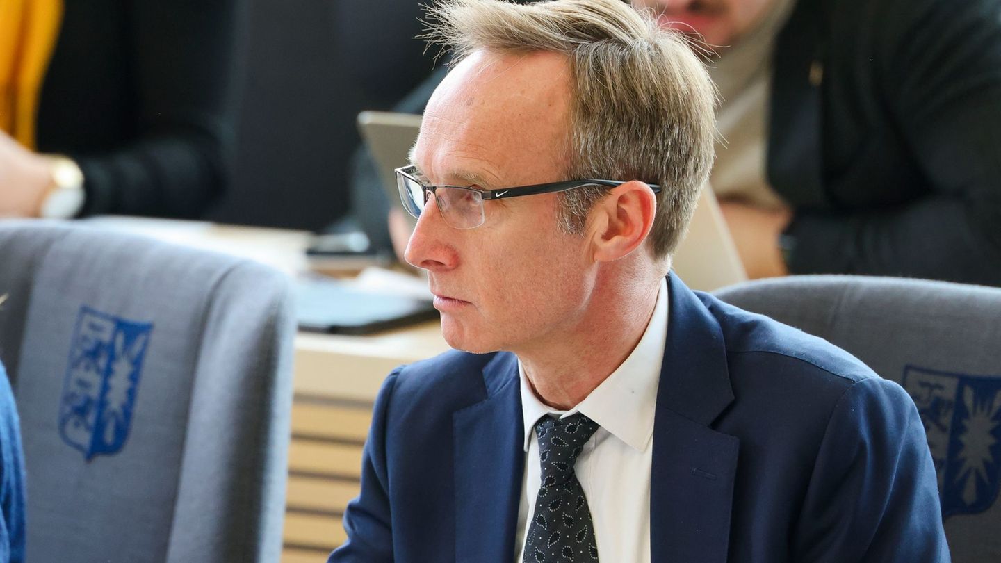 "Wir wissen, dass es in weiten Teilen des Tierschutzes immer noch hapert", sagte Michael Schunck. Foto: Frank Molter/dpa