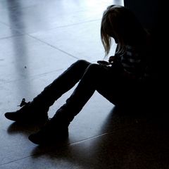 Im vergangenen Jahr stieg die Zahl der gemeldeten Kindeswohlgefährdungen in Sachsen-Anhalt an. (Symbolbild) Foto: Britta Pederse