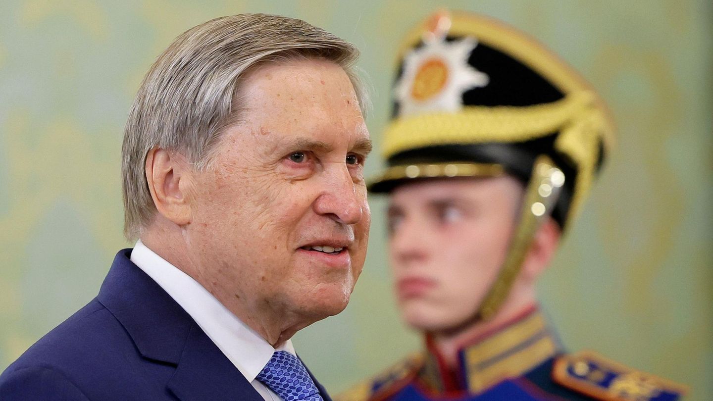 Juri Uschakow, Berater von Russlands Präsident Wladimir Putin